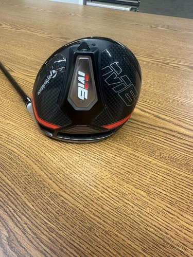 TaylorMade M6 Right Handed Driver Regular Flex 10.5 Loft (Used)