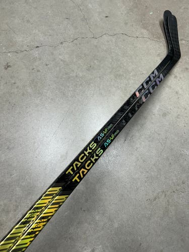 2 Pack 85 Flex P29 Senior CCM Tacks AS-VI Pro Left Hand Hockey Stick Pro Stock (New)