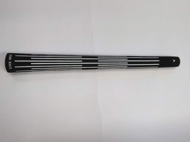 Tacki-Mac White Line Grip (Black/White Vertical Lines, Midsize) 60R 62g NEW