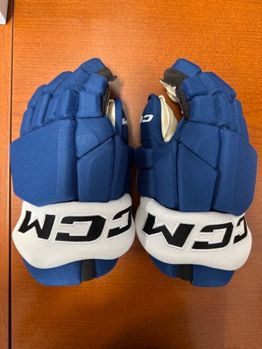 # 7 SIMON LUNDMARK CCM HGTKPP Tacks Gloves 13" Pro Stock
