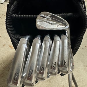 Men's 2021 Srixon ZX7 Right Handed Iron Set Regular Flex Steel Shaft