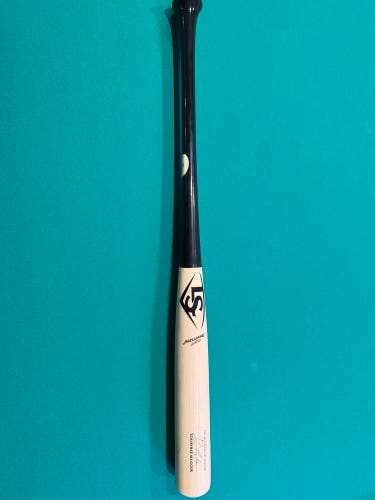 2020 Louisville Slugger MLB Prime RA13 Ronald Acuna Game Model Maple Bat 30.5 oz 33.5" (Used)