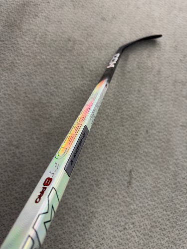 Junior CCM JetSpeed FT8 Pro Left Hand Hockey Stick P29 40 Flex (New)