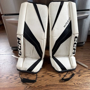 24" CCM YTFLEX 3 Goalie Leg Pads (Used)
