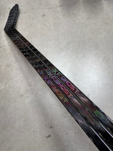 3 PACK 90 Flex P28M Senior CCM XF Ghost Right Hand Hockey Stick (New) Pro Stock