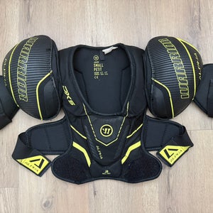 Small Junior Warrior Alpha DX5 Shoulder Pads (Used)