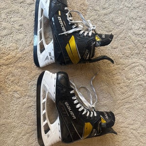 Black/Yellow 2020 Bauer Supreme Ultrasonic Hockey Skates 8 (Used)
