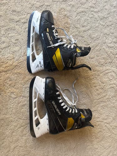 Black/Yellow 2020 Bauer Supreme Ultrasonic Hockey Skates 8 (Used)