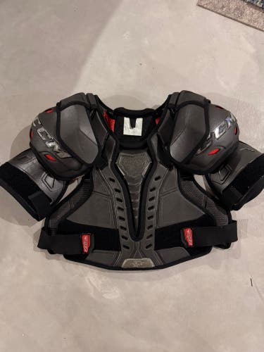 Men's Large Senior CCM RBZ Shoulder Pads (Used)
