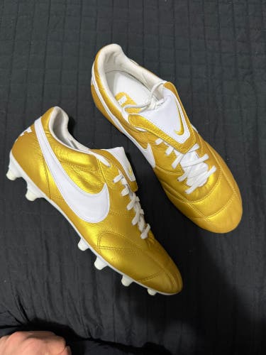 Men's Size M 9.0 Nike Premier II FG soccer Cleats (New)