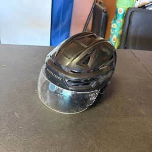 Medium Bauer Re-Akt 155 Helmet (Used)
