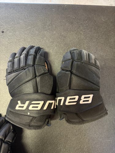 Bauer Vapor Team Pro Gloves 15" Pro Stock (Used)