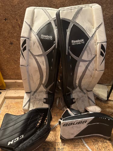35" Reebok Revoke 9000 Regular Goalie Full Set (Used) with CCM glove and Bauer blocker.