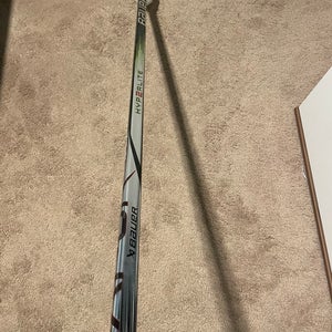 NEW Intermediate Bauer Vapor Hyperlite 2 Left Hand Hockey Stick P92 65 Flex (New)