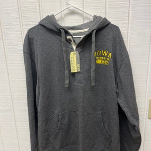 Iowa Hawkeyes Hoodie NWT NEW Ouray Sportswear Gray Men’s Large Button Front