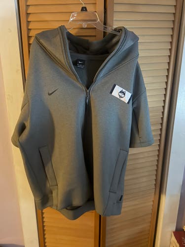 UCONN Mens Hoodie 3XL Team issued