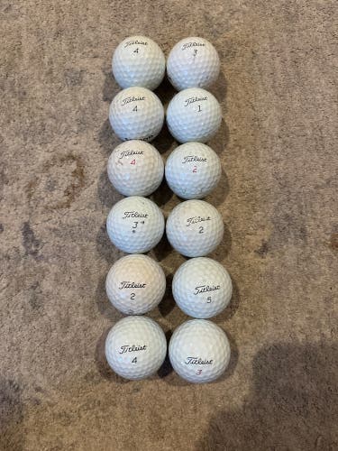 Titleist Pro V1 Balls 12 Pack (1 Dozen) (Used)