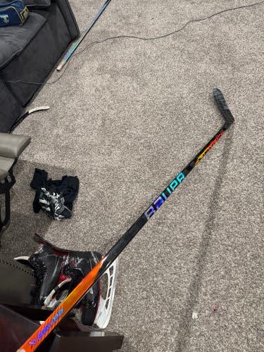Senior Bauer Nexus Sync Left Hand Hockey Stick P28M 77 Flex Pro Stock (Used)