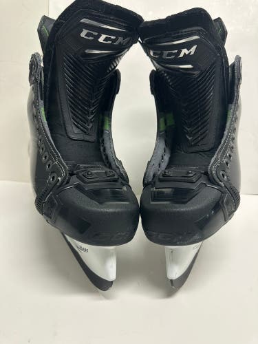 CCM RibCor 100k Pro Hockey Skates Tapered,Pro Stock Size 6.5 (New) Blacksteel