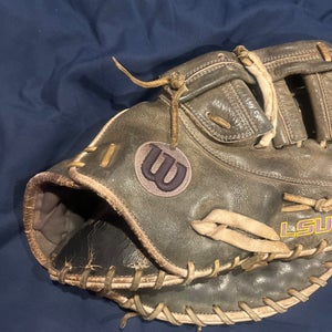 2007 Wilson A2000 RH First Base Baseball Glove 12.5" (Used)