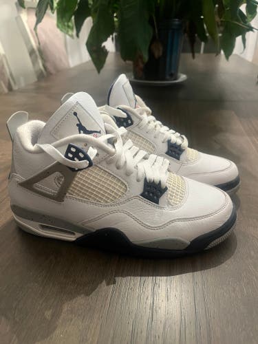 Kid's 6Y (Big Kids / Youth) Air Jordan 3 Shoes (Used)