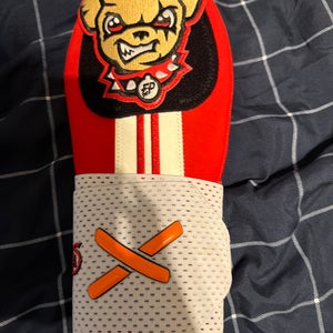 New aria sliding mitt