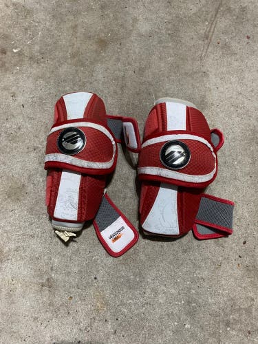 Senior Medium Maverik Elbow Pads (Used)