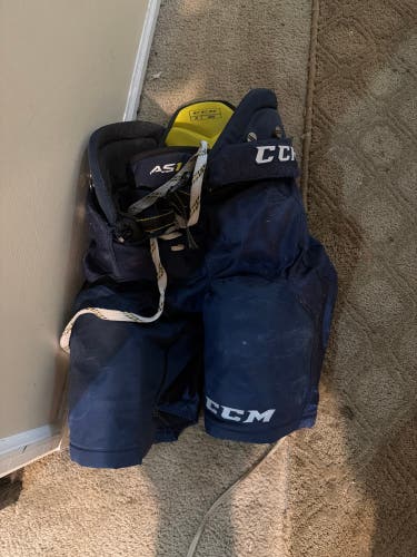 Men's Junior Large CCM AS1 Hockey Pants (Used)