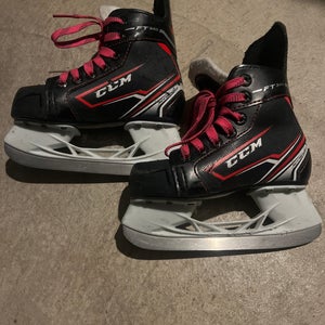 Black 2017 CCM JetSpeed FT340 Hockey Skates Regular Width 11 (Used)