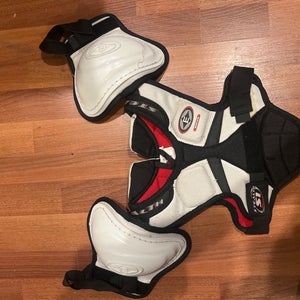 Youth Medium Youth Easton Stealth S1 Shoulder Pads (Used)