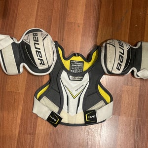 Youth Medium Bauer Supreme S170 Shoulder Pads (Used)