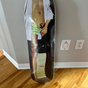NEW Supreme model skateboard