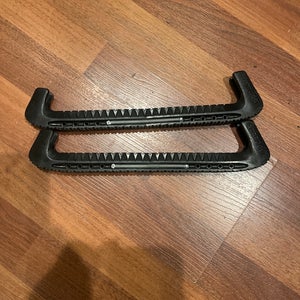 (Used)black Guardog skate guards