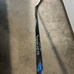 Senior Bauer Vapor Flylite Right Handed Hockey Stick P92 70 Flex (Used)