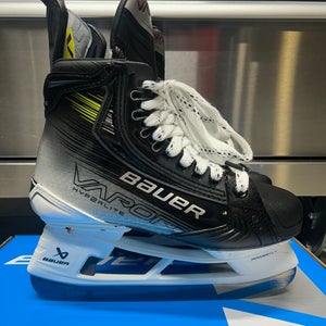 Bauer Vapor Hyperlite2 Hockey Skates NCAA Pro Stock Size 4 FIT 3 238mm (New)