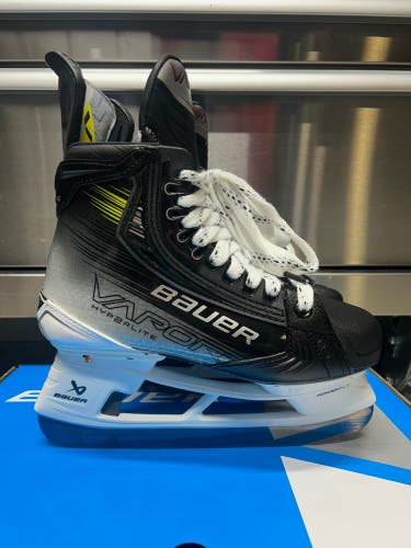 Bauer Vapor Hyperlite2 Hockey Skates NCAA Pro Stock Size 4 FIT 3 238mm (New)