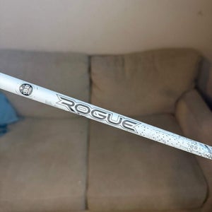 Aldila Rogue White 130 MSI Stiff Flex Driver Shaft No Tip 43.5