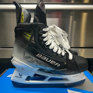 Bauer Vapor Hyperlite2 Hockey Skates NCAA Pro Stock Size 4.5 FIT 3 238mm (New)