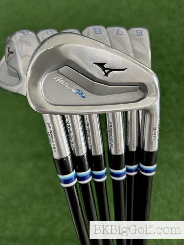 Mizuno Pro 243 Forged Iron Set 4-P / MMT 85 Stiff Graphite
