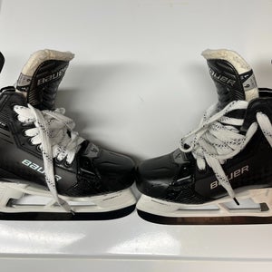 Bauer Supreme Shadow Hockey Skates Size 6 (Used)