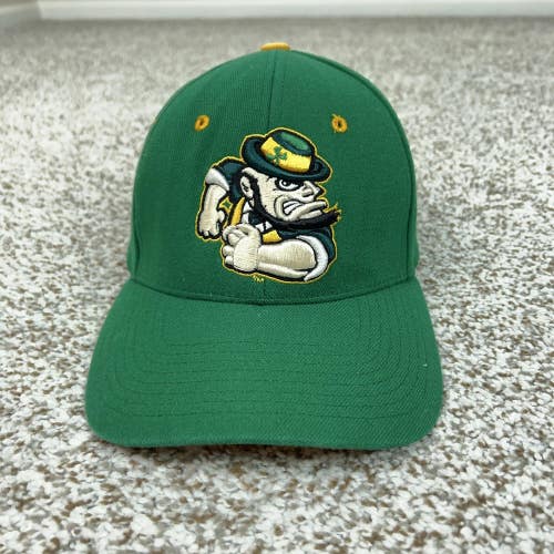 Notre Dame Fighting Irish Hat Cap Fitted Mens Medium Green NCAA Football Zephyr