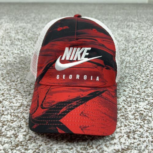 Georgia Bulldogs Hat Cap Strap Back Mens One Size Red NCAA Football Nike Trucker