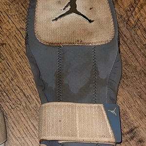 Jordan Baseball Sliding Mitt