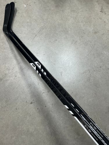 2 Pack 65 Flex P92 Intermediate Warrior Convert QR5T Right Hand Hockey Stick (New) Pro Stock