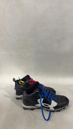 Used Under Armour Adult FB Cleats Black Senior 7.5 11615-S000271894
