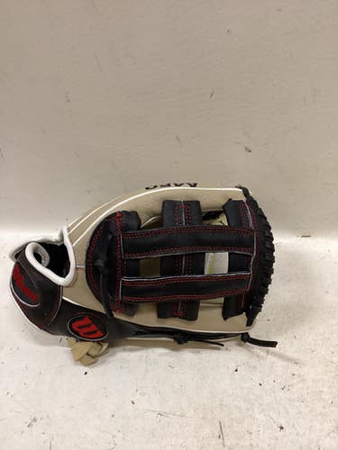 Used Wilson A04RB2412 BB/SB Glove RH Throw Black And Tan 12" 11725-S000497516