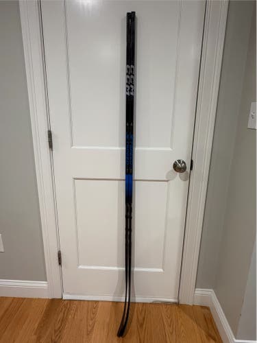 Senior CCM JetSpeed FT7 Pro Left Hand Hockey Stick P28+1/4 85 Flex Pro Stock (Used)