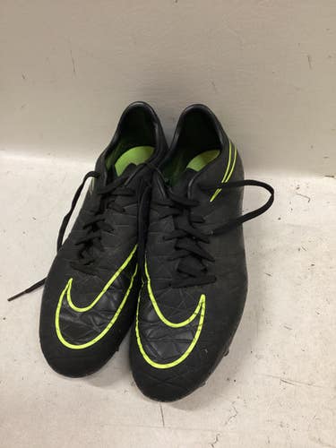 Used Nike Soccer Cleats Black And Neon Green Senior 10 11725-S000497217