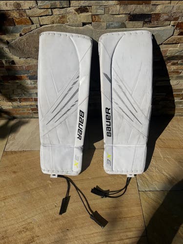 Large 2021 Bauer Vapor 3X Goalie Leg Pads (Used)