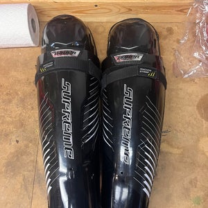 Senior Bauer Supreme S190 17" Shin Pads (New)